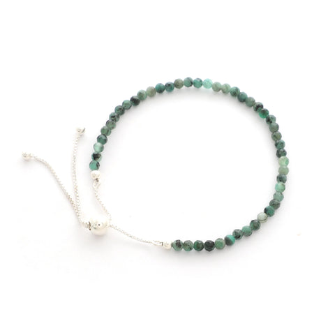 natural emerald round shape bolo bracelet