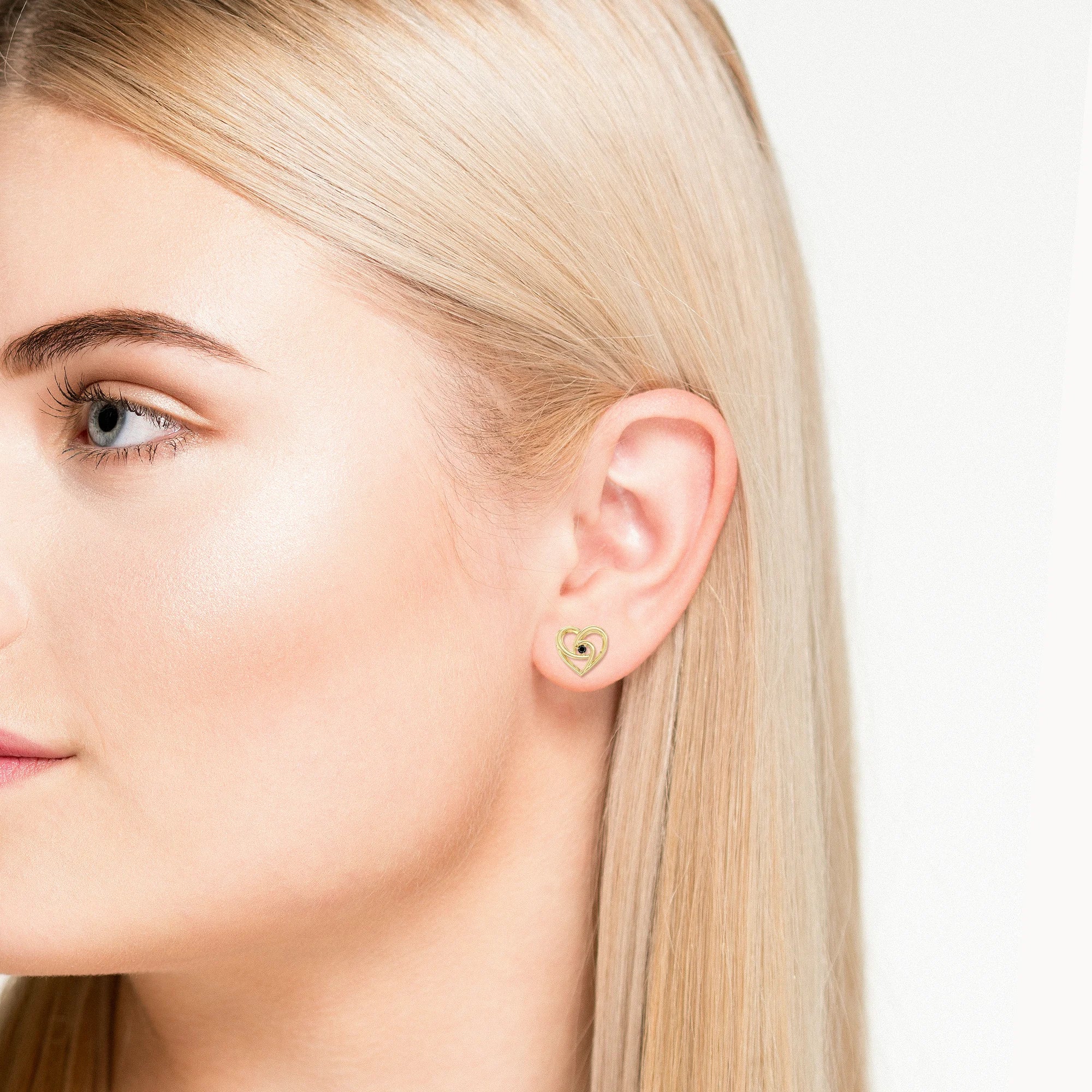 natural black-onyx heart stud earrings in yellow gold vermeil 