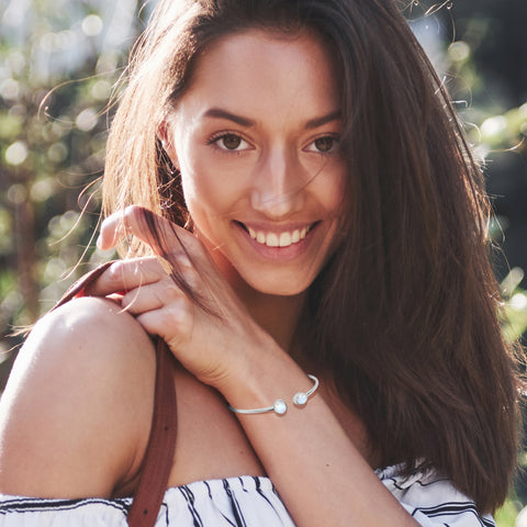 natural rainbow-moonstone round-oval shape 2-stone twister bracelet