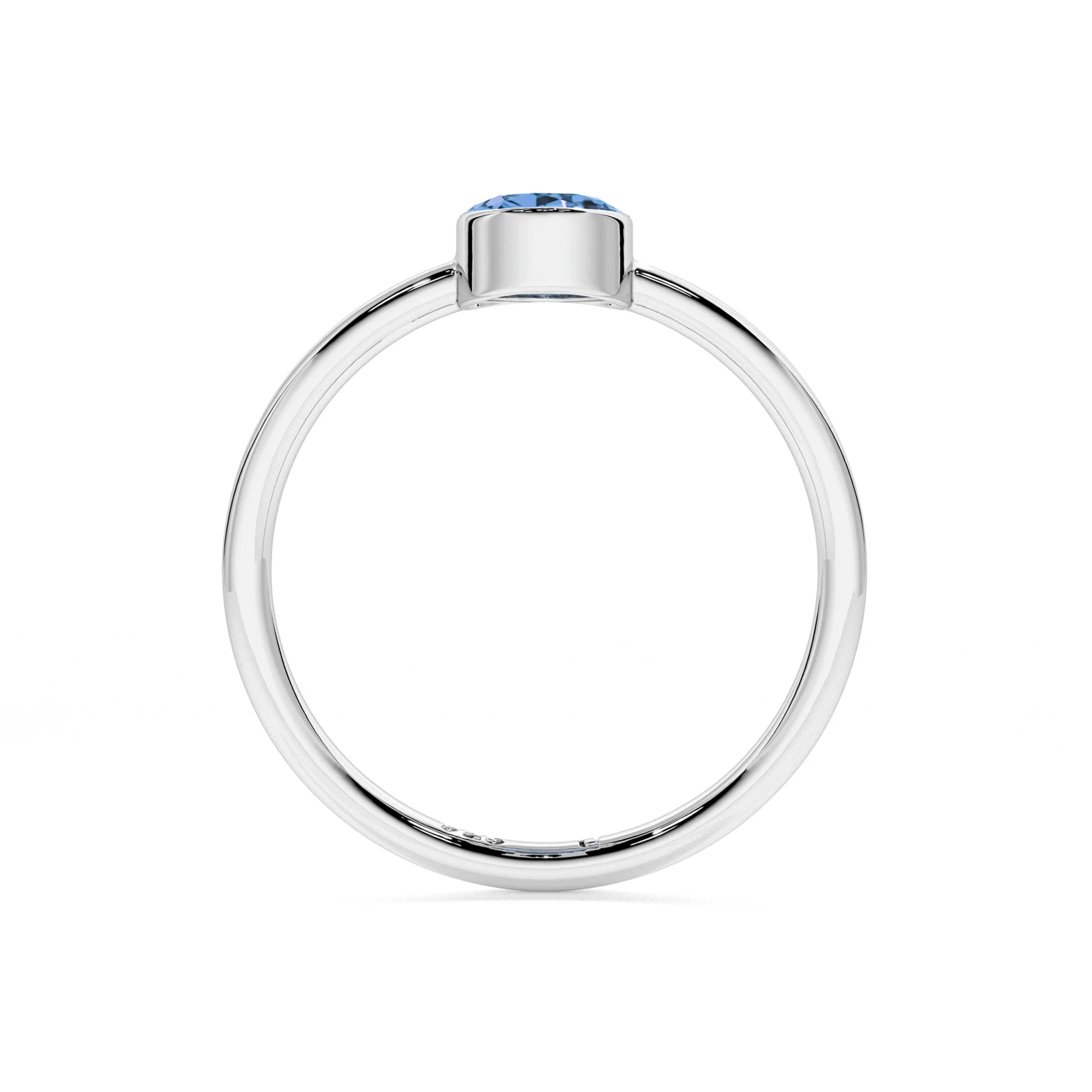 kyanite oval cut stackable bezel-set ring